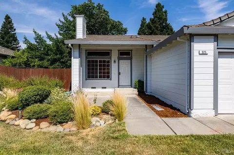325 Alpine St, Vacaville, CA 95688 photo 4