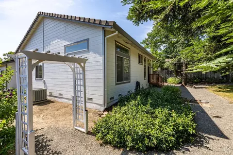 325 Alpine St, Vacaville, CA 95688 photo 37