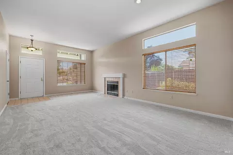 325 Alpine St, Vacaville, CA 95688 photo 11