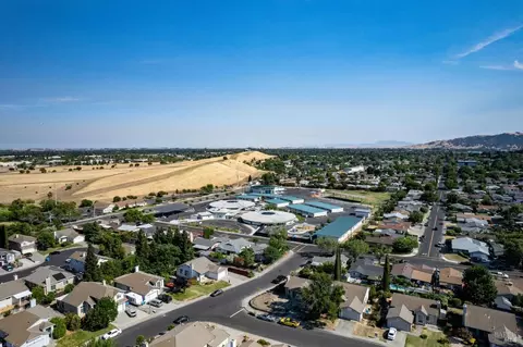 325 Alpine St, Vacaville, CA 95688 photo 45