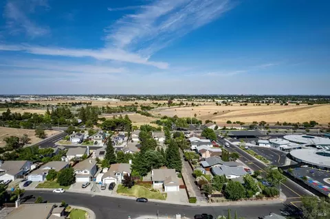 325 Alpine St, Vacaville, CA 95688 photo 44