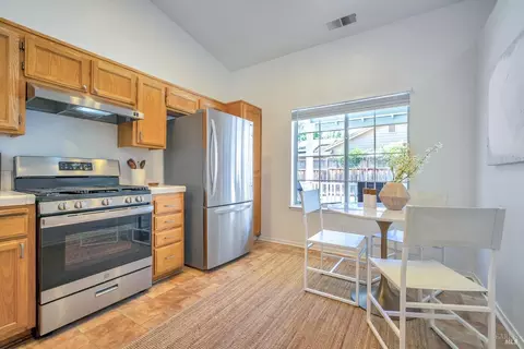 686 Leafhaven Ln, Windsor, CA 95492 photo 12