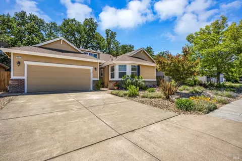 437 Riesling St, Cloverdale, CA 95425 photo 2