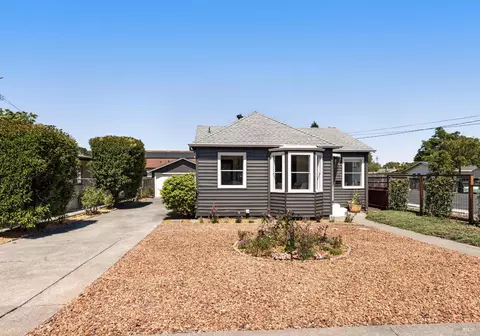 616 N Webster, Petaluma, CA 94952 photo 2