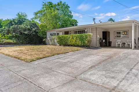 208 Tedford Ave, Ukiah, CA 95482