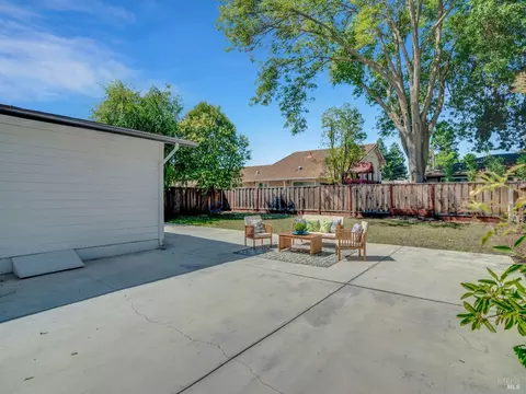 1903 Jacqueline Way, Concord, CA 94519 photo 13