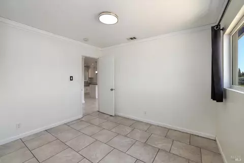 1001 Eisenhower St, Fairfield, CA 94533 photo 18