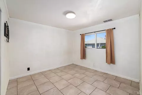 1001 Eisenhower St, Fairfield, CA 94533 photo 19