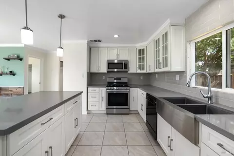 1001 Eisenhower St, Fairfield, CA 94533 photo 14