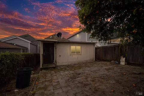 2032 E 22nd St, Oakland, CA 94606 photo 13