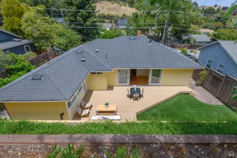 142 Belvedere Dr, Mill Valley, CA 94941 photo 2