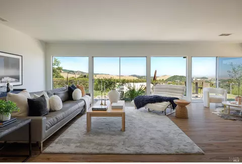164 Esmeyer Dr, San Rafael, CA 94903