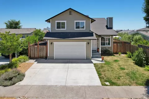 1926 Dennis Ln, Santa Rosa, CA 95403