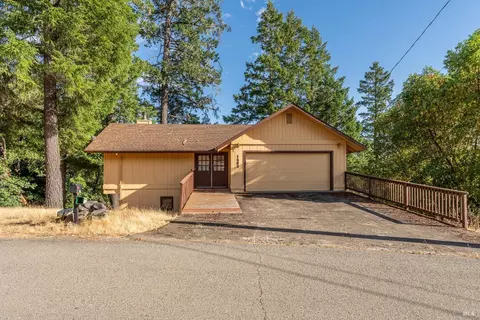 1593 Casteel Dr, Willits, CA 95490