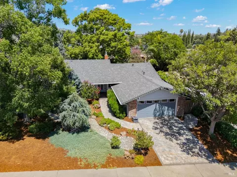 469 Oak View Dr, Vacaville, CA 95688 photo 33