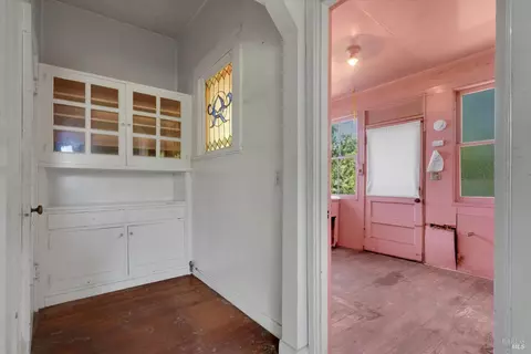 107 E J St, Benicia, CA 94510 photo 18