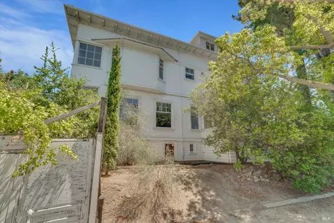 107 E J St, Benicia, CA 94510 photo 37