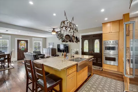 399 Brown St, Napa, CA 94559 photo 4