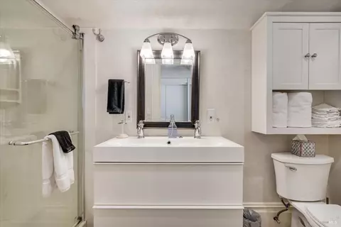 399 Brown St, Napa, CA 94559 photo 18