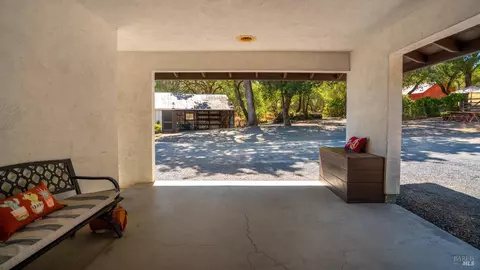 11271 Brooks Rd, Windsor, CA 95492 photo 3