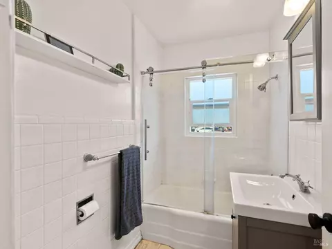 444 Woodrow Ave, Vallejo, CA 94591 photo 16