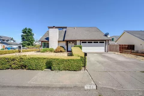 101 Rancho Bonito Cir, Petaluma, CA 94954