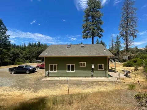 2105 Woodman Creek Rd, Laytonville, CA 95454