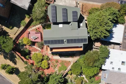324 Deertrail Ln, Mill Valley, CA 94941 photo 3