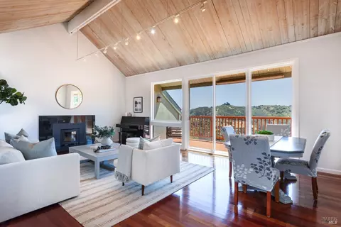 324 Deertrail Ln, Mill Valley, CA 94941 photo 4
