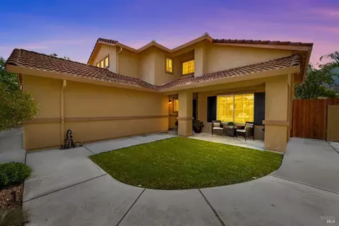 220 Bald Eagle Dr, Vacaville, CA 95688 photo 4