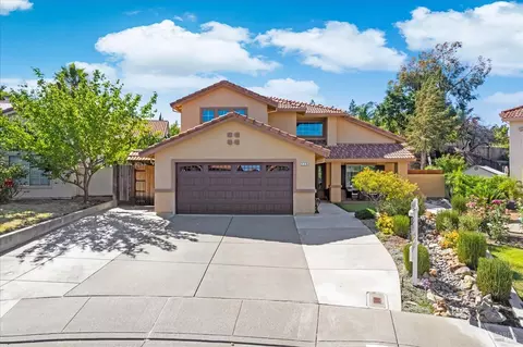 220 Bald Eagle Dr, Vacaville, CA 95688
