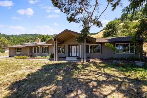 6573 Bennett Valley Rd, Santa Rosa, CA 95404