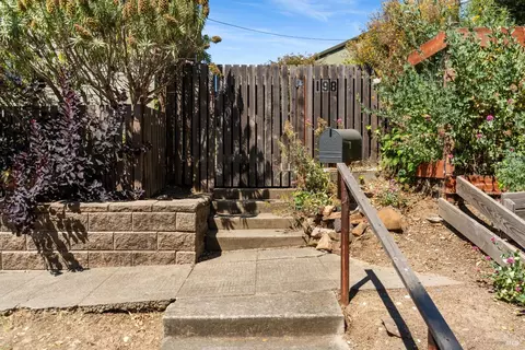 198 C St, Vallejo, CA 94590 photo 7