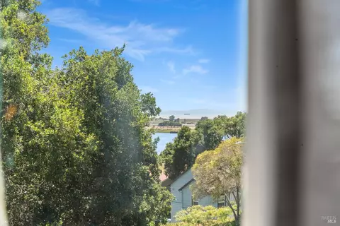 198 C St, Vallejo, CA 94590 photo 38