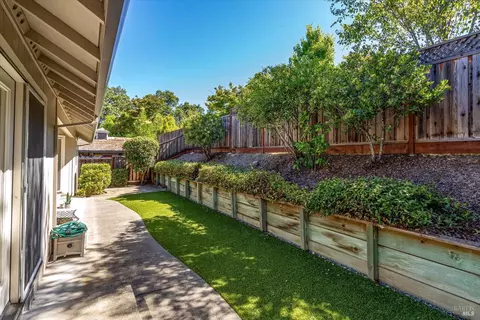 446 Skylark St, Windsor, CA 95492 photo 47