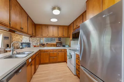 409 Maple St, Willits, CA 95490 photo 7