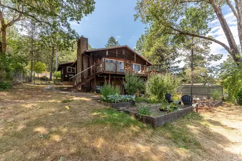 409 Maple St, Willits, CA 95490 photo 2