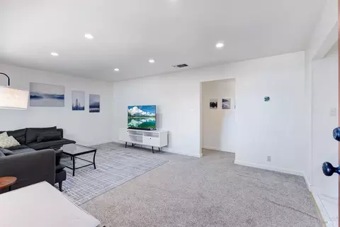 1867 Minnesota St, Fairfield, CA 94533 photo 4