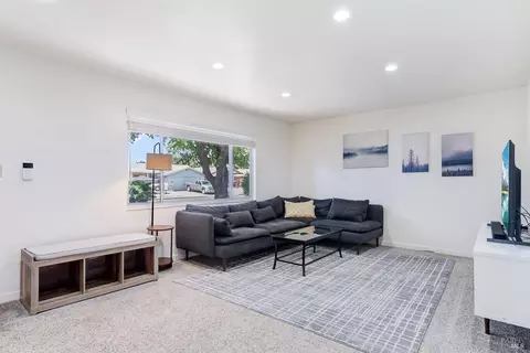 1867 Minnesota St, Fairfield, CA 94533 photo 6