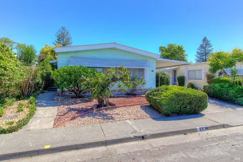 56 Westgate Cir, Santa Rosa, CA 95401