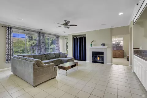1552 Landmark Dr, Vallejo, CA 94591 photo 10