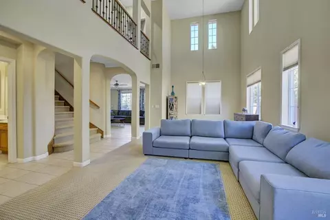 1552 Landmark Dr, Vallejo, CA 94591 photo 2