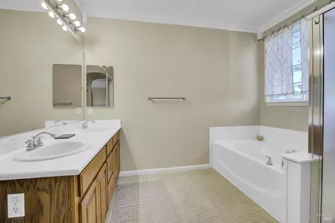 1552 Landmark Dr, Vallejo, CA 94591 photo 29