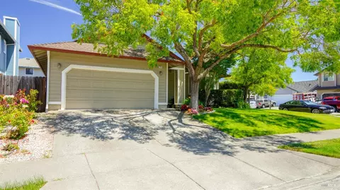 2448 Pinercrest Dr, Santa Rosa, CA 95403