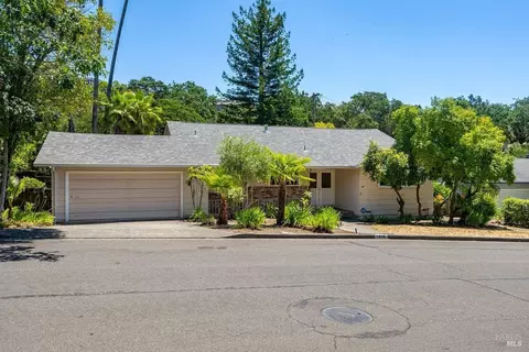 1610 San Ramon Way, Santa Rosa, CA 95409