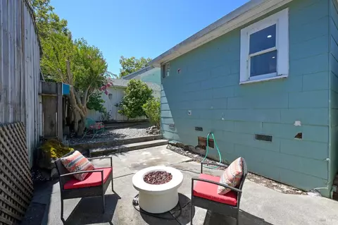 407 Oak St, Petaluma, CA 94952 photo 18