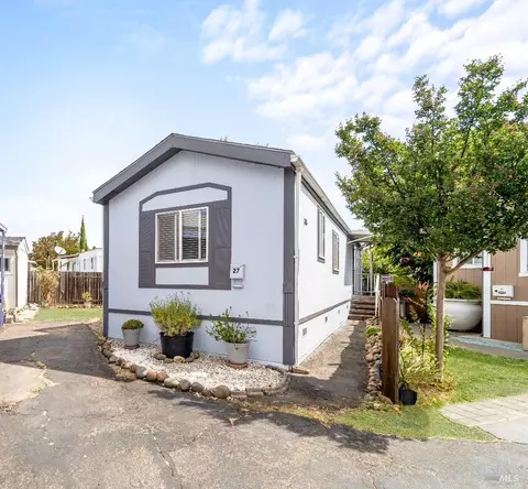 27 Anza Ct, Fairfield, CA 94533 photo 2