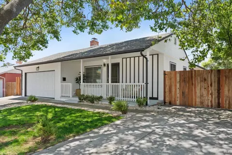 4275 Georgia St, Vallejo, CA 94591 photo 2