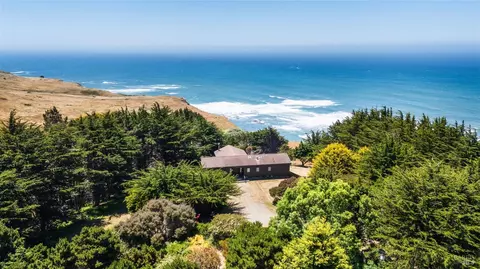 44321 Port Rd, Point Arena, CA 95468