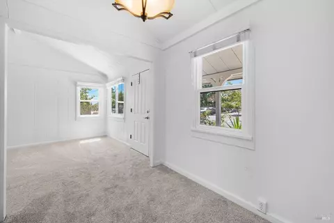 701 E D St, Petaluma, CA 94952 photo 9
